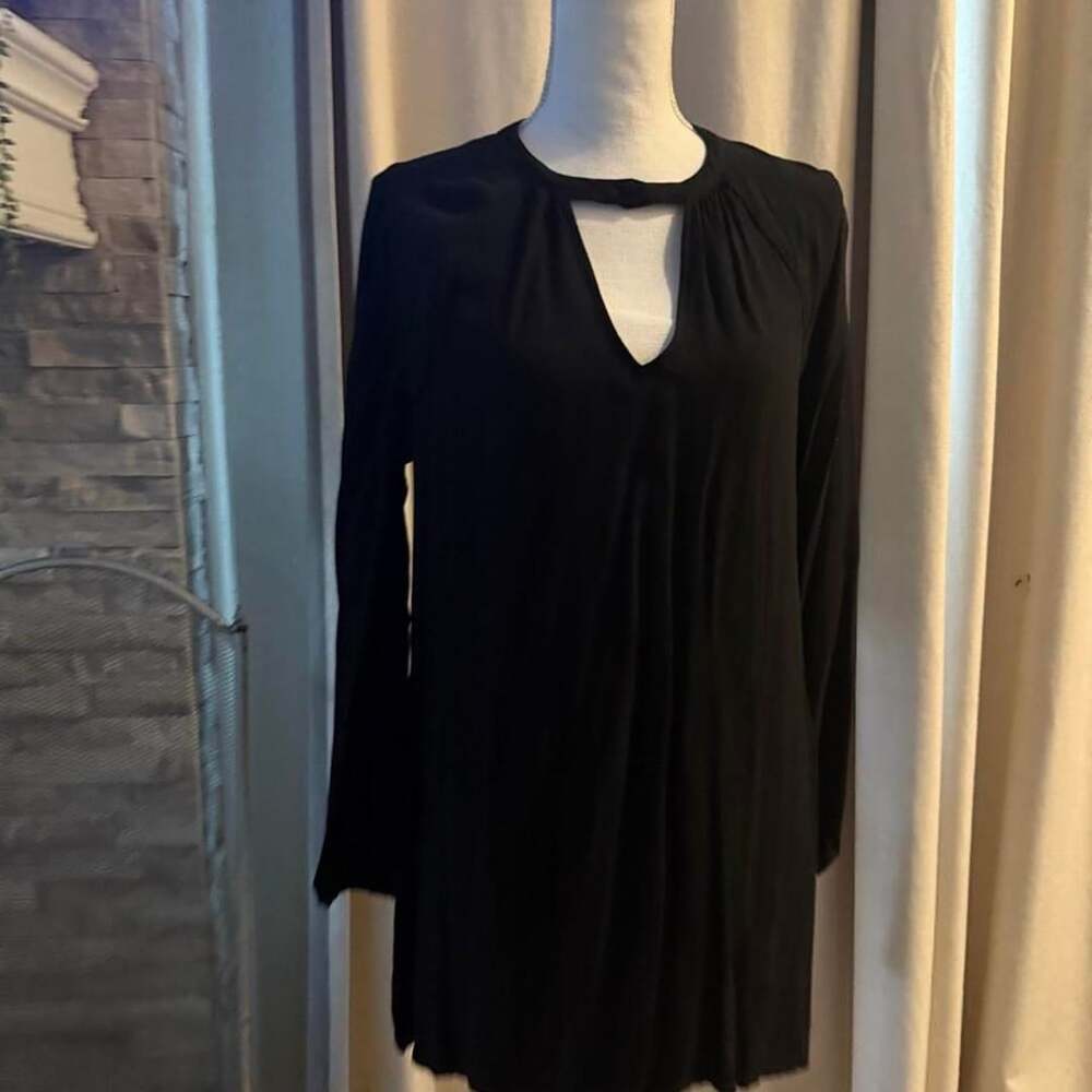 figlily Long Sleeve Keyhole Tunic Top Size S Black